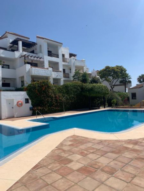 Marina Alcaidesa - Quiet Family apartment, 4 pools, close to the beach and Golf